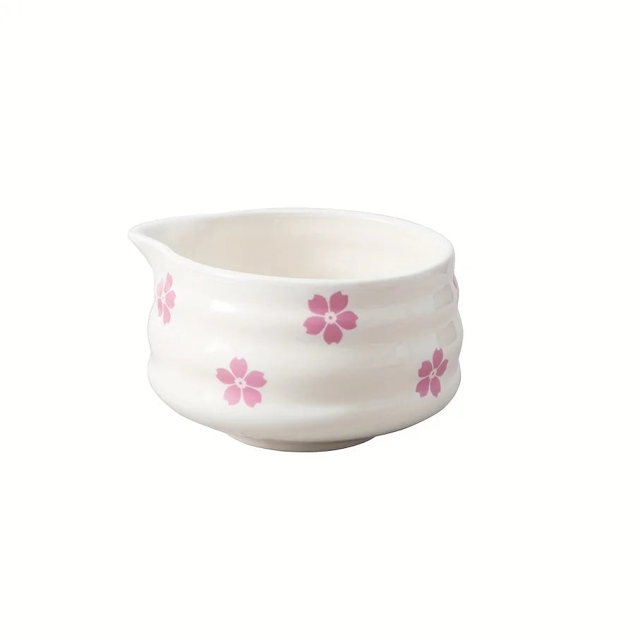 Bol à Matcha en Porcelaine 460ml avec Bec Verseur – Design Sakura, Fraise ou Champignon | Style Japonais Traditionnel